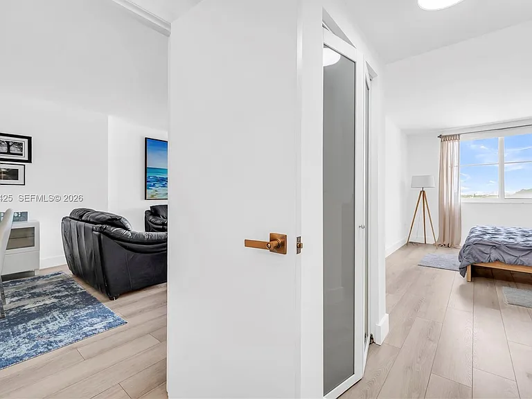 300 Bayview Dr #214 — Photo 25