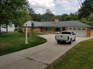 600 Woodmere Dr, Broadview Heights, OH 44147