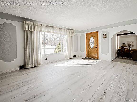 4th image of 6745 24 Mile Rd