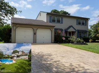 158 Shenandoah Blvd, Toms River, NJ 08753