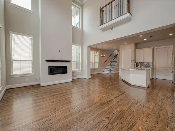 1219 Creekside Acres Court, Houston, TX 77008