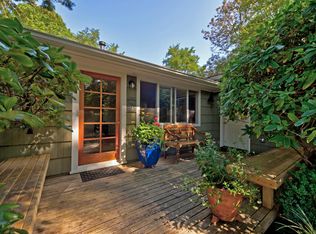 10218 NE Pine Way, Bainbridge Island, WA 98110