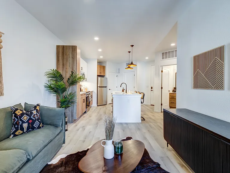 Tempo at Nine Mile Station Apartments — Photo 5
