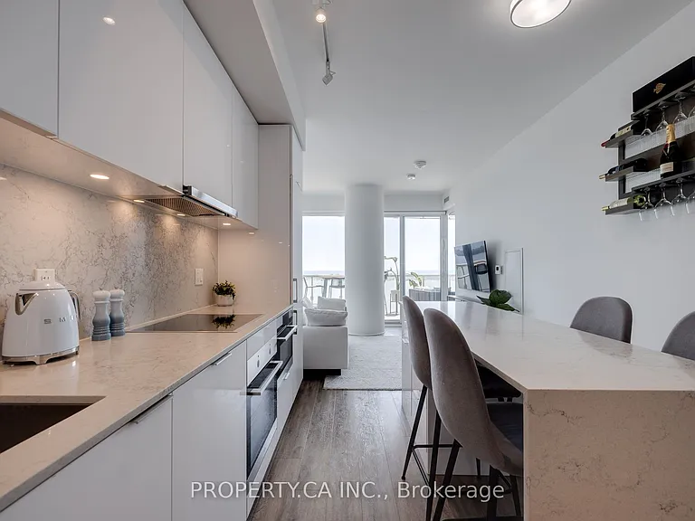 15 Queens Quay E #2203 — Photo 11