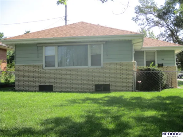7701 N 36th St, Omaha, NE 68112