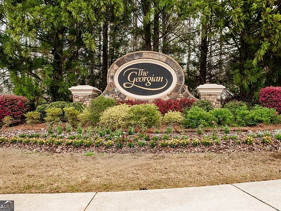 2nd image of 39 Stockton Pl