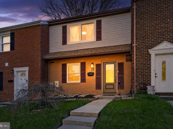 17 Cornbury Ct, Owings Mills, MD 21117
