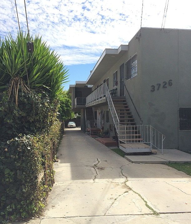 1st image of 3726 Locke Ave APT 3