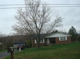 524 Airport Rd, Portland, TN 37148