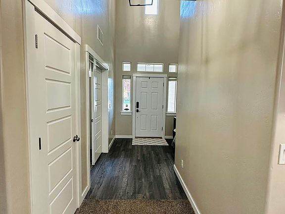 5th image of 16851 N Melwood Ave