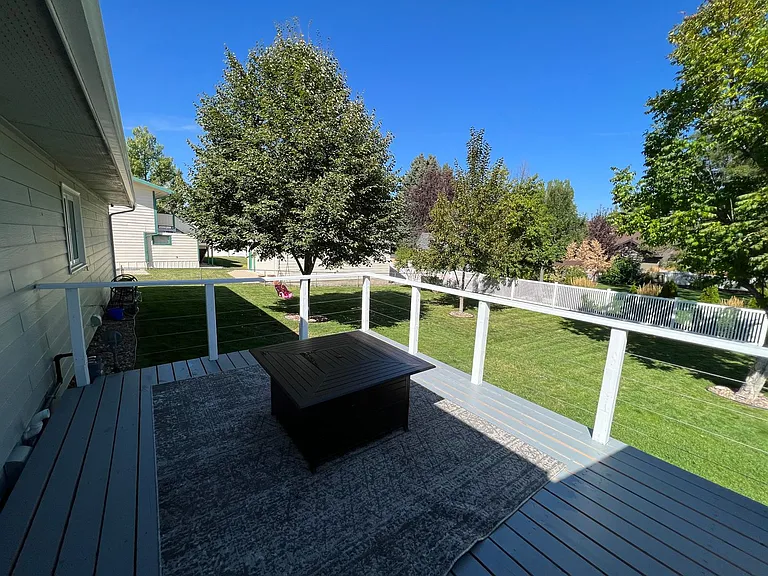 505 Deer Dr — Photo 14