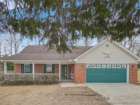 212 Finch Rd, Fayetteville, NC 28306