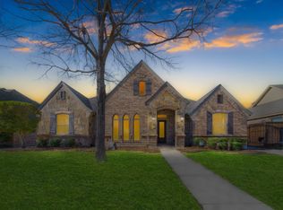 3301 Bear Creek Dr, Hurst, TX 76054