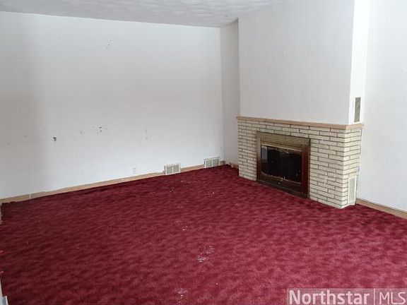 3rd image of 533 Century Ave N