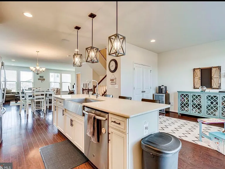 42440 Dogwood Glen Sq — Photo 19