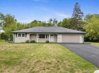 335 Fairway DRIVE, Brookfield, WI 53005