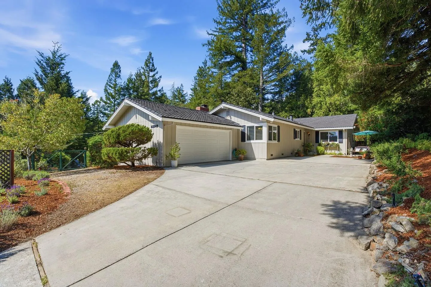 23349 Deerfield Rd photo 1