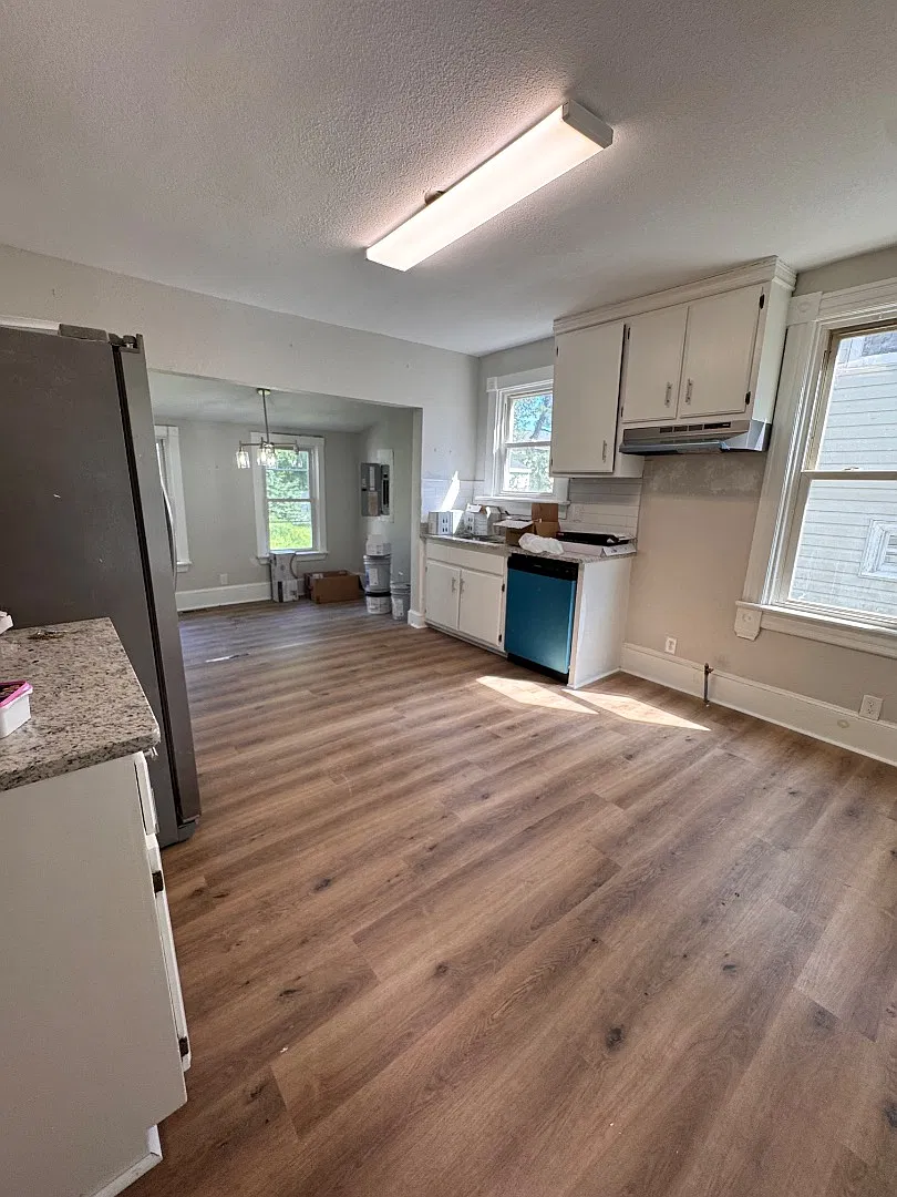 304 Poplar Ave — Photo 4