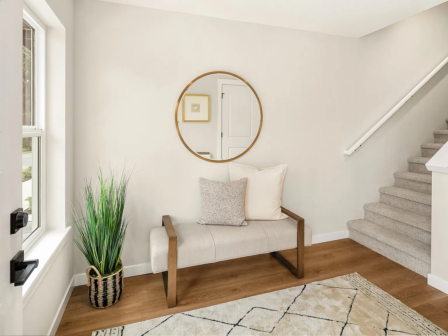 2 bed, 2.5 bath, 1183 sqft, $3,300 — Photo 2