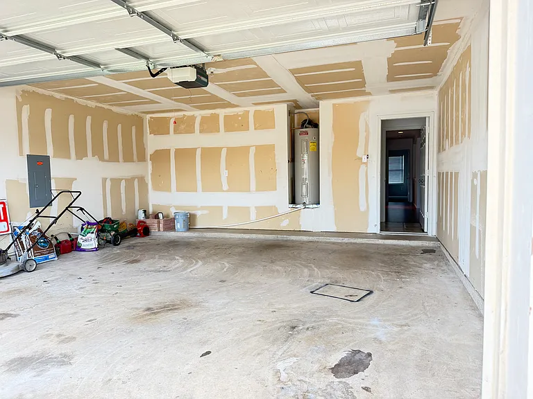2063 La Salle Trl — Photo 34