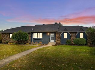 9309 Silverfox Dr, Fort Wayne, IN 46804