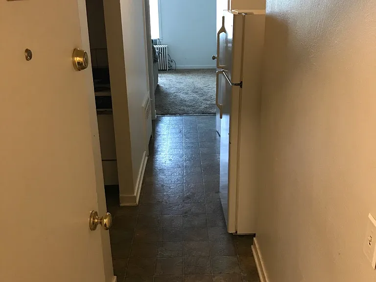 107 E Main St #7 — Photo 4