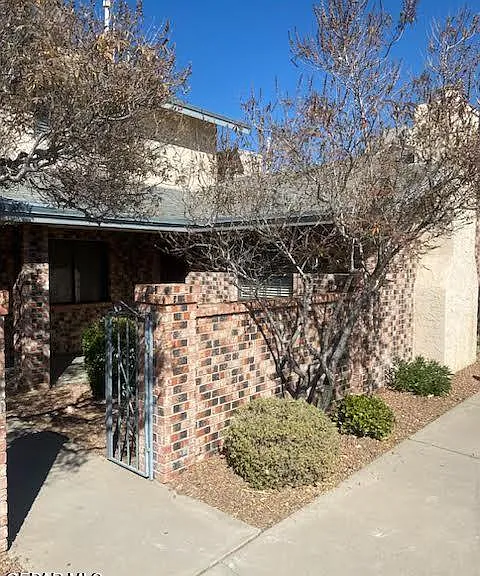 7045 Orizaba Ave #D — Photo 5