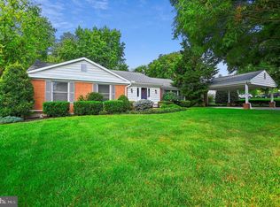 7020 Charles Ridge Rd, Towson, MD 21204