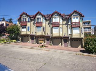 402 Aloha St, Seattle, WA 98109