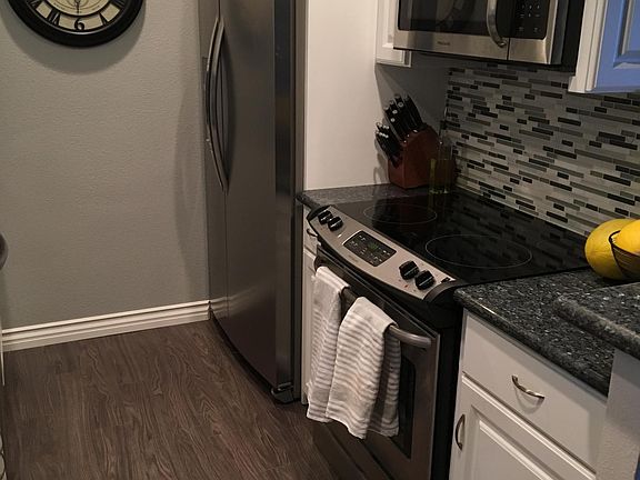 3rd image of 412 N Bellflower Blvd Unit 309