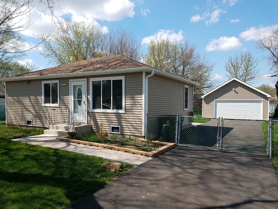 1st image of 5930 W 89th Pl