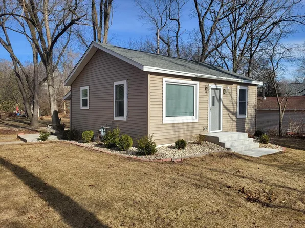 N9120 Walnut STREET, East Troy, WI 53120
