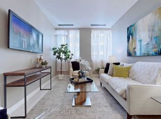 555 Yonge St #604-C08, Toronto, ON M4Y 3A6