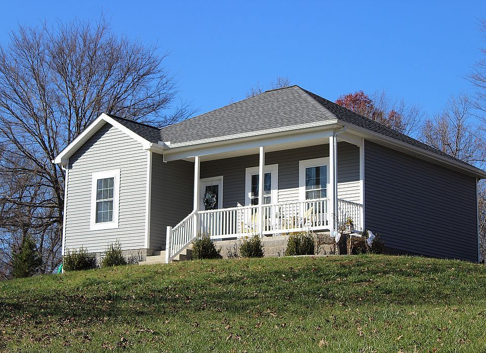 1st image of 214 Rocky Point Ln