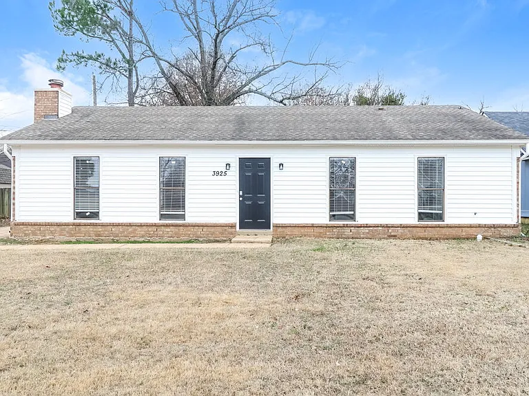 3925 Birchshade Cv — Photo 1
