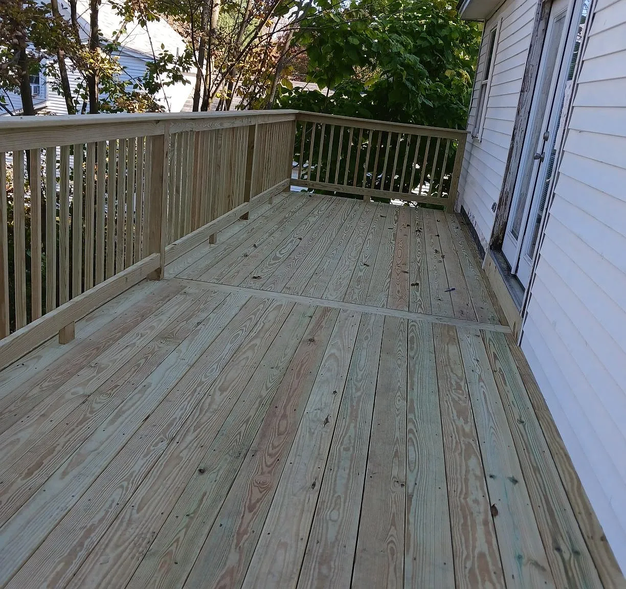37 Main St — Photo 2
