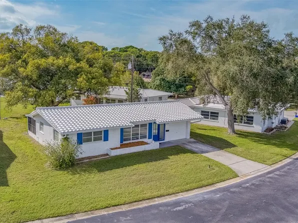 14184 88th Ave, Seminole, FL 33776
