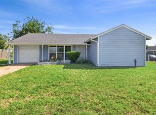 6651 Crestmont St, Houston, TX 77033