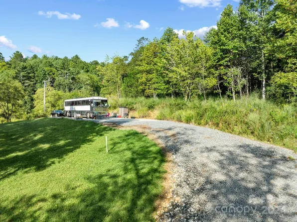 1705 Tillery Branch Rd #4, Marshall, NC 28753