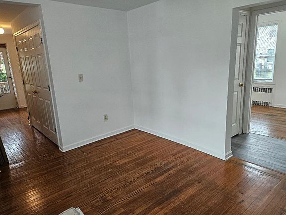 4th image of 1781 State St