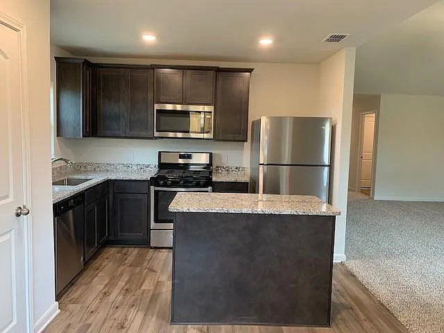 Building Photo - 3023 Villegas Way