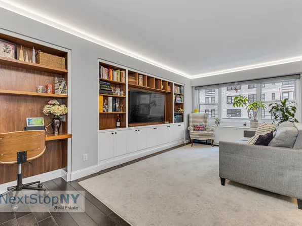 345 East 56th Street 3F image 1 of 14