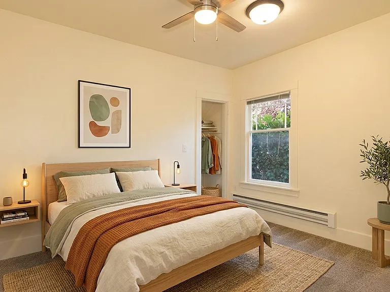 Evanston Apartments - Located on the north side of Fremont — Photo 14