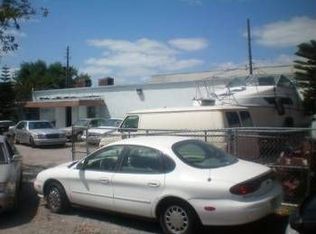 966 NW 51st Pl, Fort Lauderdale, FL 33309