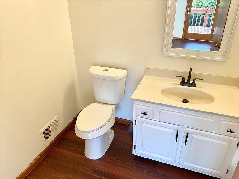 7233 Oakwood Dr — Photo 20