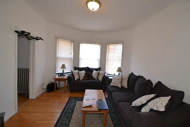 923 Waveland #D3 — Photo 8