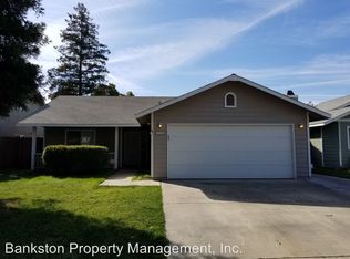 1275 Santa Cruz Ave, Tulare, CA 93274