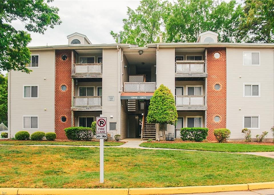 1st image of 12871 Daybreak Cir
