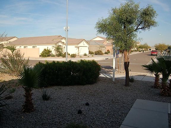 5th image of 5708 S 32nd Dr