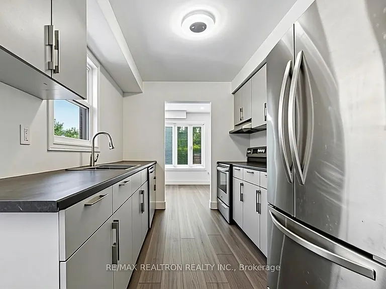409 Cobblehill Dr — Photo 12